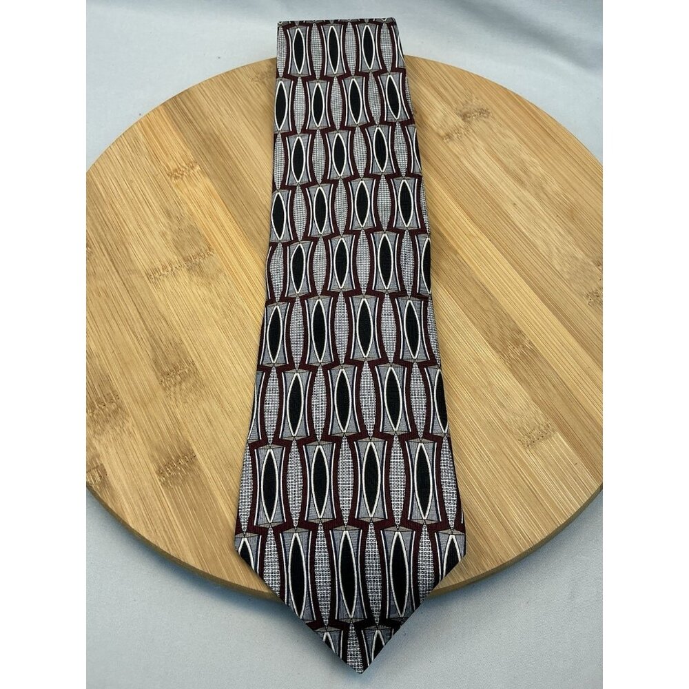 Gianfranco Ruffini 100% Imported Silk Tie Multicolor